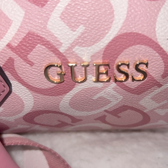 Guess Pink‎ and White Satchel with Gold Accents - Picture 15 of 16